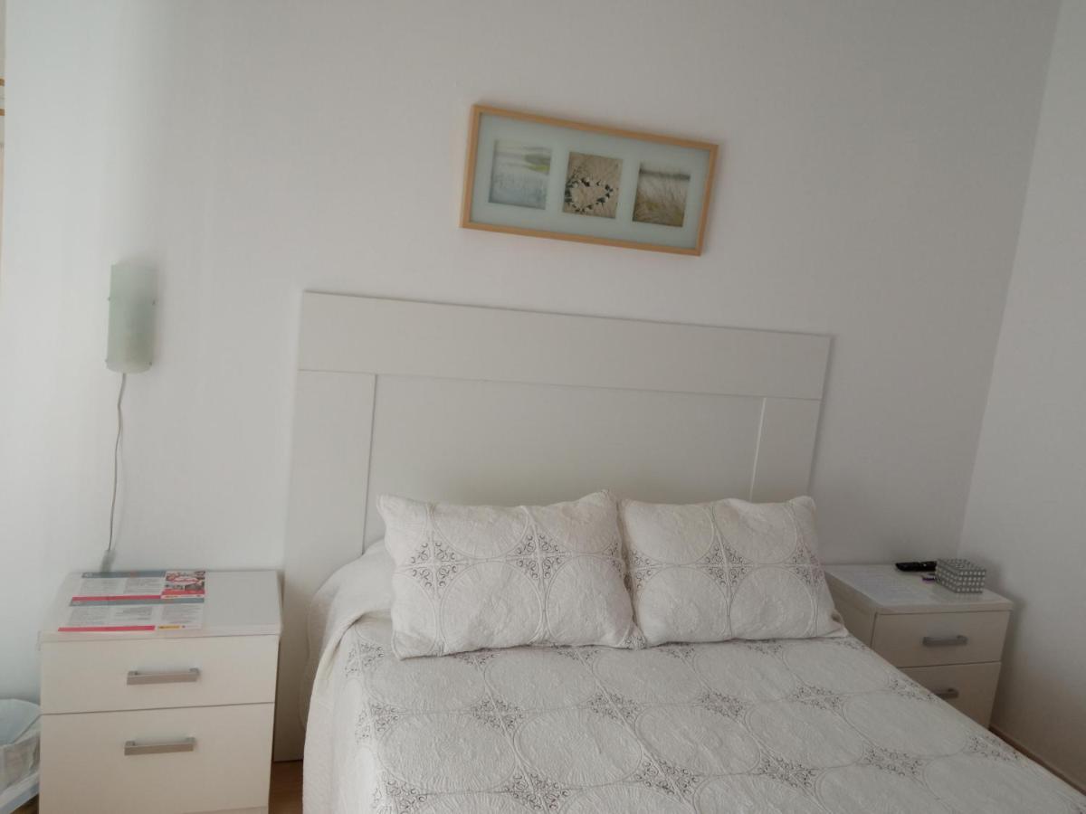 Habitaciones Individuales En Apartamento Compartido セビリア エクステリア 写真